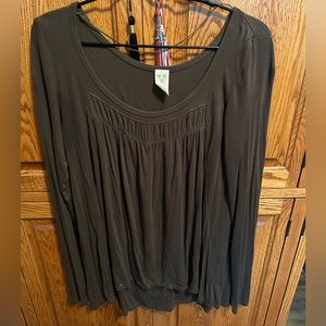 We the Free flowy green long sleeve